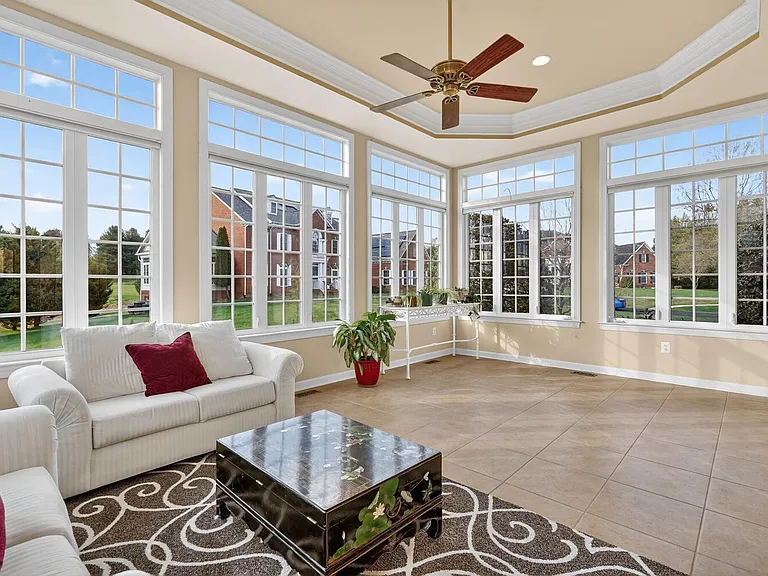401 Hilton Head Ct — Photo 17