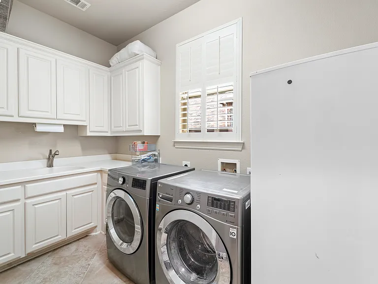 1308 Cotulla Dr — Photo 28