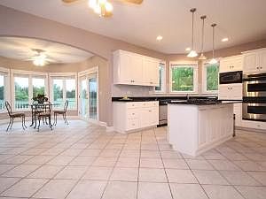 4th image of 2724 Deering Bay Dr