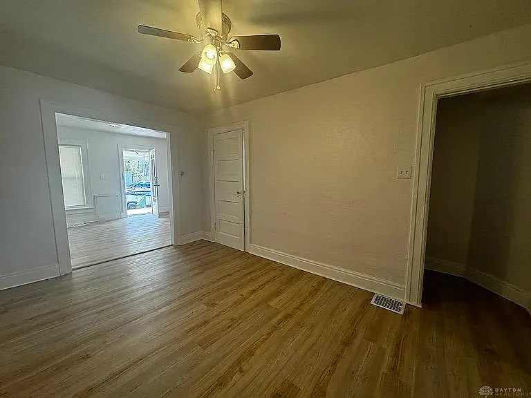 2 bed, 2.0 bath, 1848 sqft, $1,000 — Photo 2