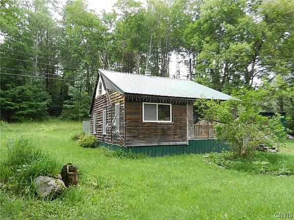 2nd image of 319 McClure Rd