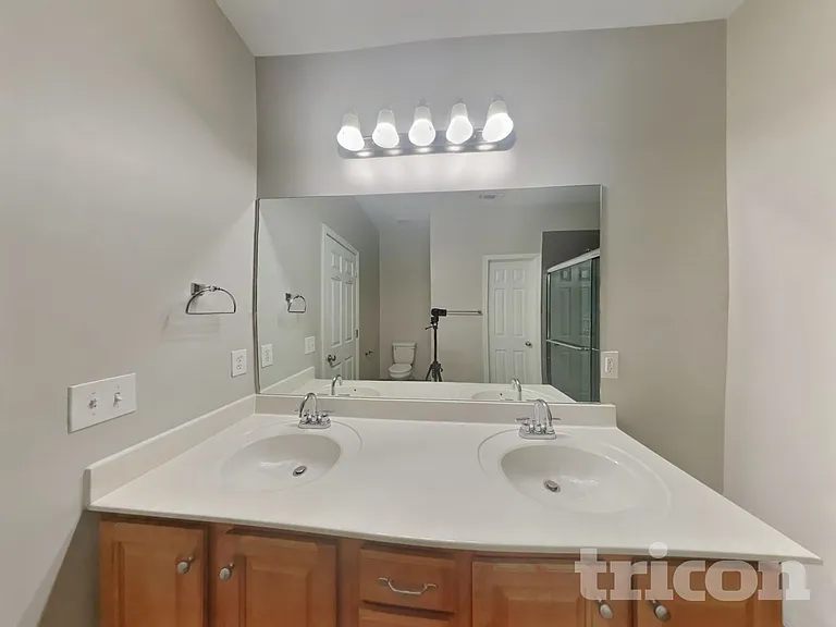 217 Titans Cir — Photo 11