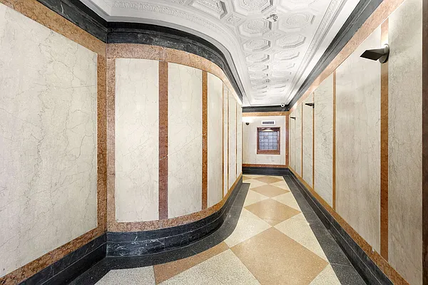 Sold by Compass | media 23