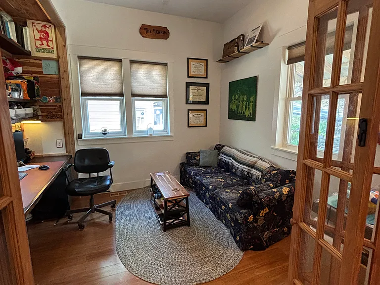 13 Ruslan Dr — Photo 5