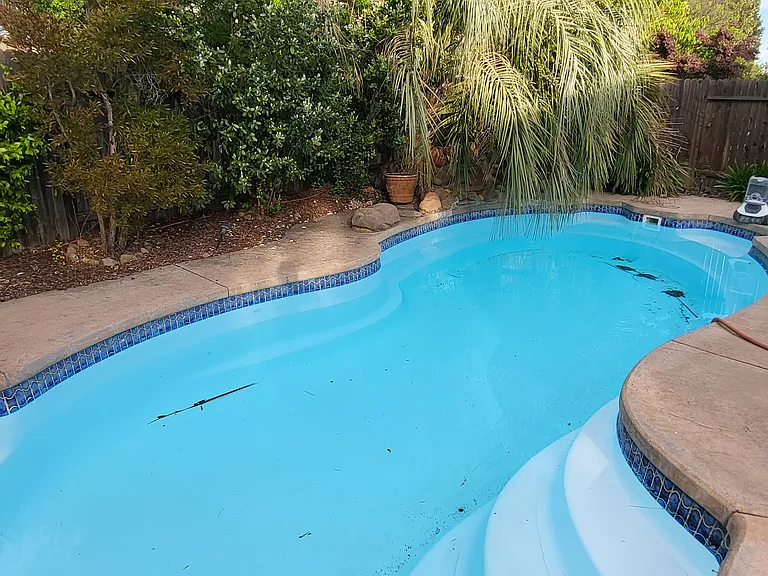 Swimming_Pool