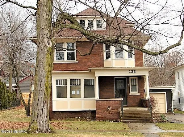 138 W Mansion St, Marshall, MI 49068