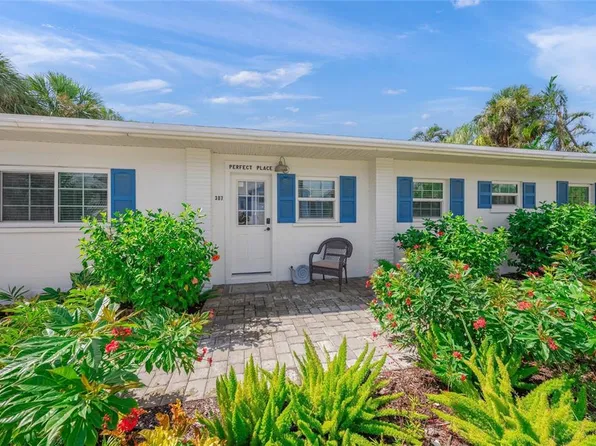307 57th St, Holmes Beach, FL 34217