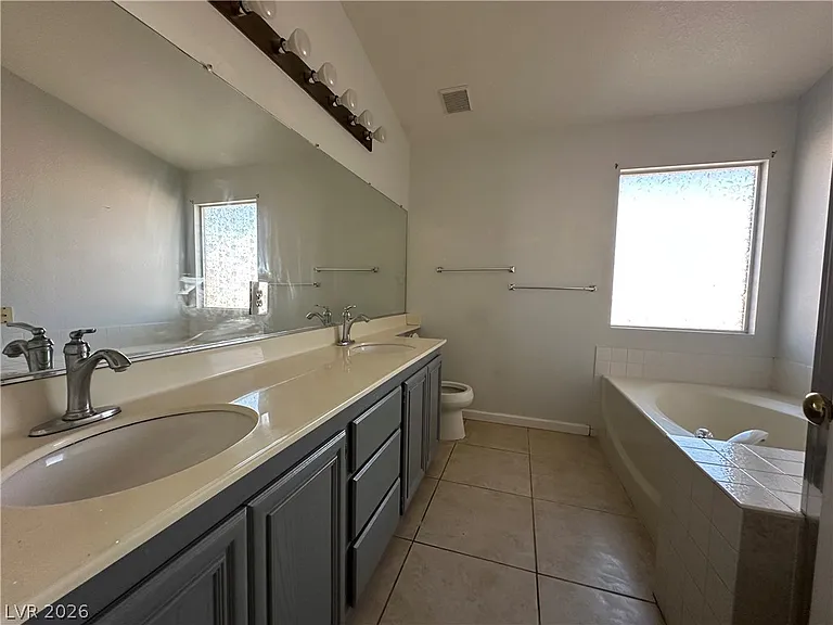 8275 Cedar Leaf Dr — Photo 22