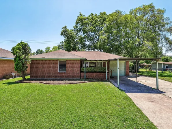 1501 Colby Dr, Baytown, TX 77520