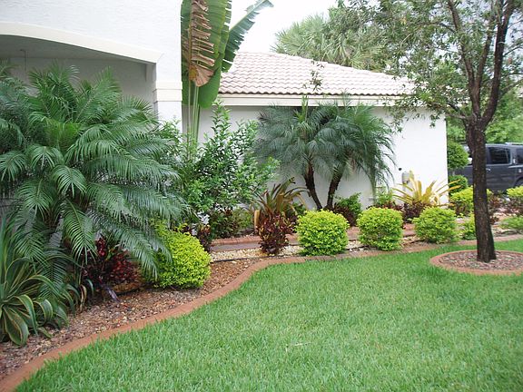 FRONT LANDSCAPING