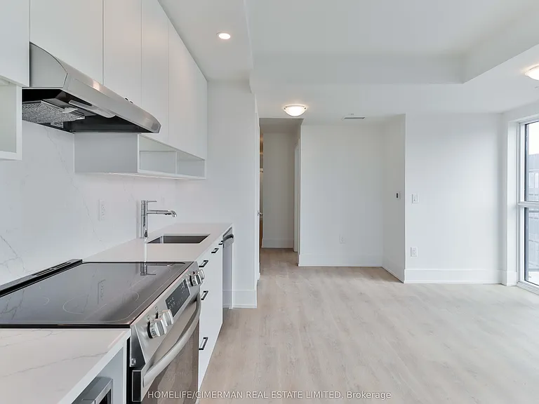 206 King St W #Penthouse 1 — Photo 10