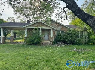 2001 Pulaski Pike NW, Huntsville, AL 35810