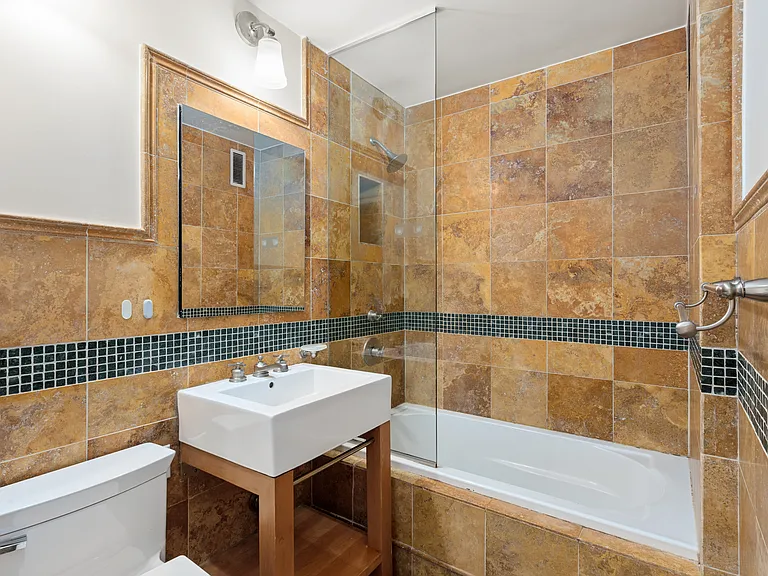 1641 3rd Ave #28D — Photo 8