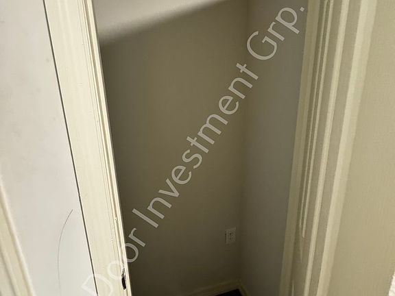 5th image of 619 Peachtree St APT 5