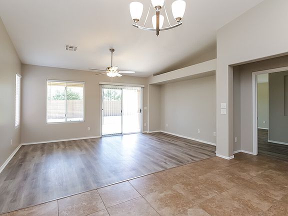 5th image of 1451 E Mayfield Dr