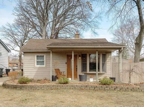 28830 Olson St, Livonia, MI 48150