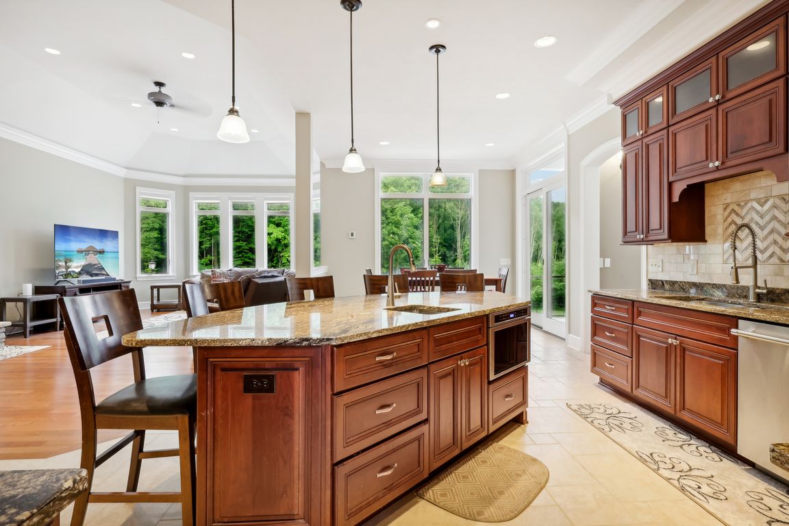 next background image