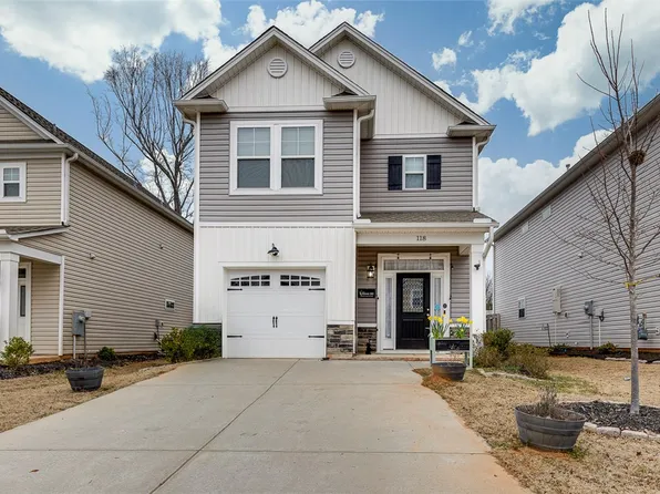 118 Highland Park Ct, Easley, SC 29642