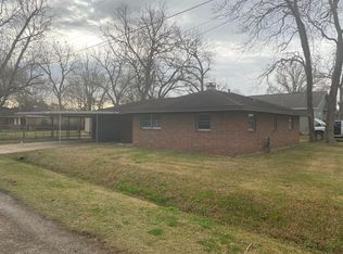 1135 Jackson Ave, Pt Neches, TX 77651