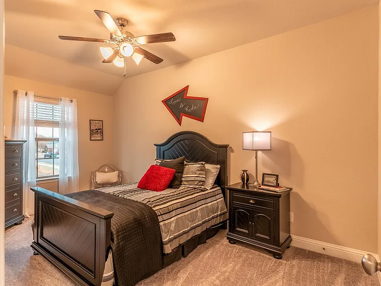 6819 Topaz Dr — Photo 13