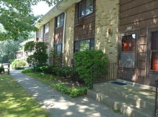 101 Kennedy Dr, Bridgeport, CT 06606