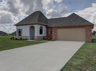 1007 Lake View North Drive Dr, Breaux Bridge, LA 70517