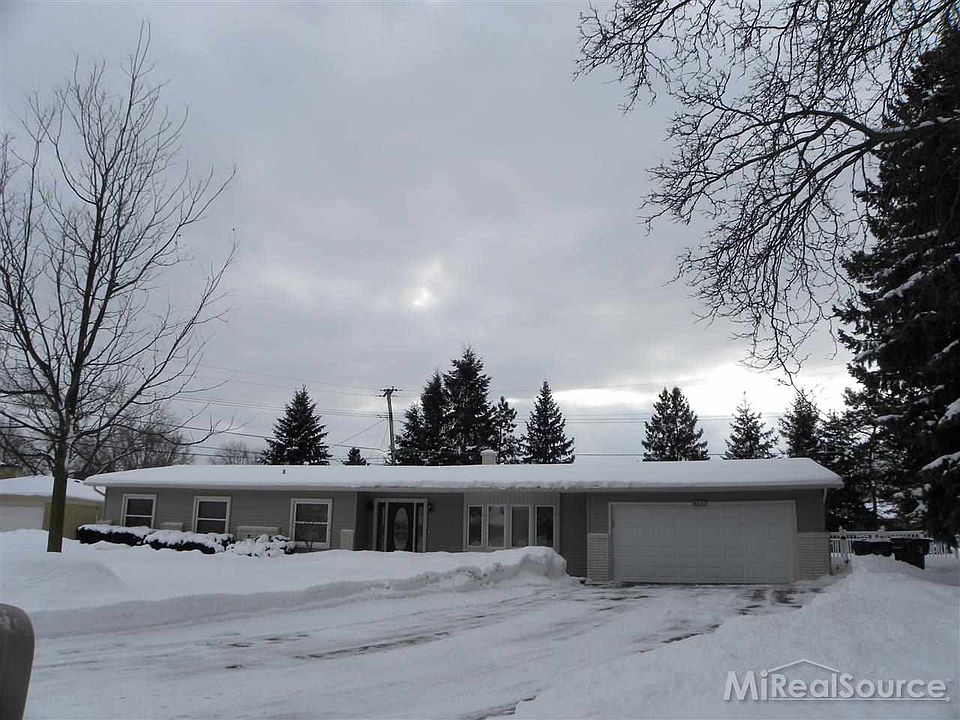 1st image of 4231 Country Club Dr