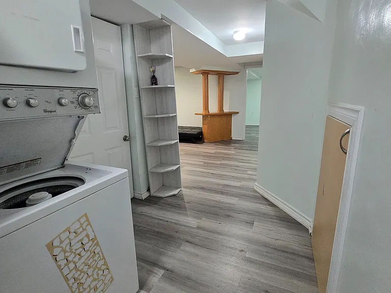 253 Hollymount Dr — Photo 5