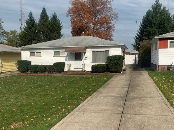 4614 Bruening Dr, Cleveland, OH 44134