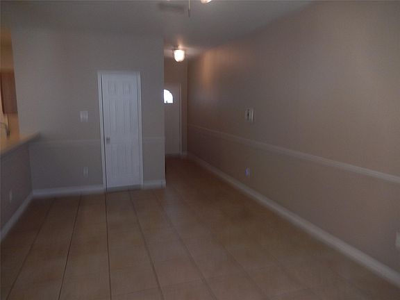 4th image of 6418 Waldron Dr