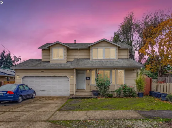 9827 N Ivanhoe St, Portland, OR 97203