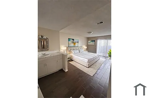 2110 E Avenue Q6 Photo 1