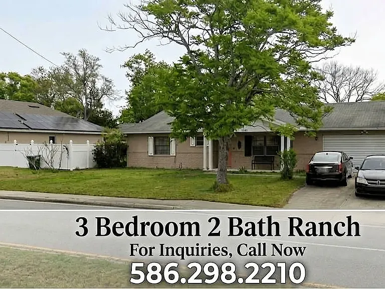 2049 N Normandy Blvd — Photo 1