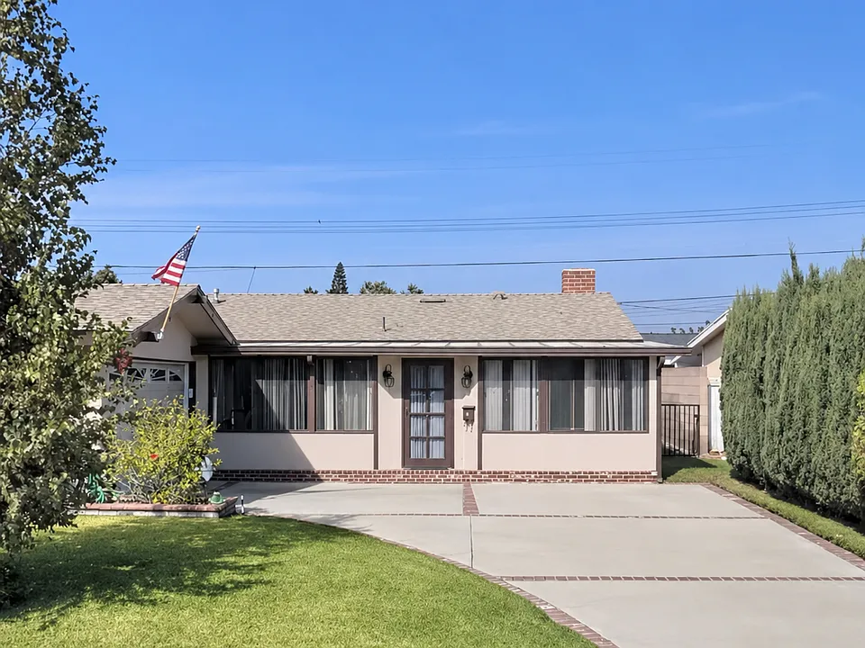 15523 La Fortuna Dr