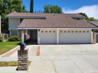16525 Fairglade St, Santa Clarita, CA 91387