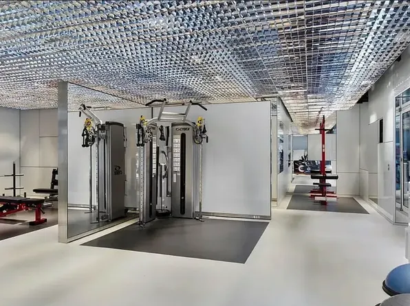 100 Eleventh Avenue image 14 of 18