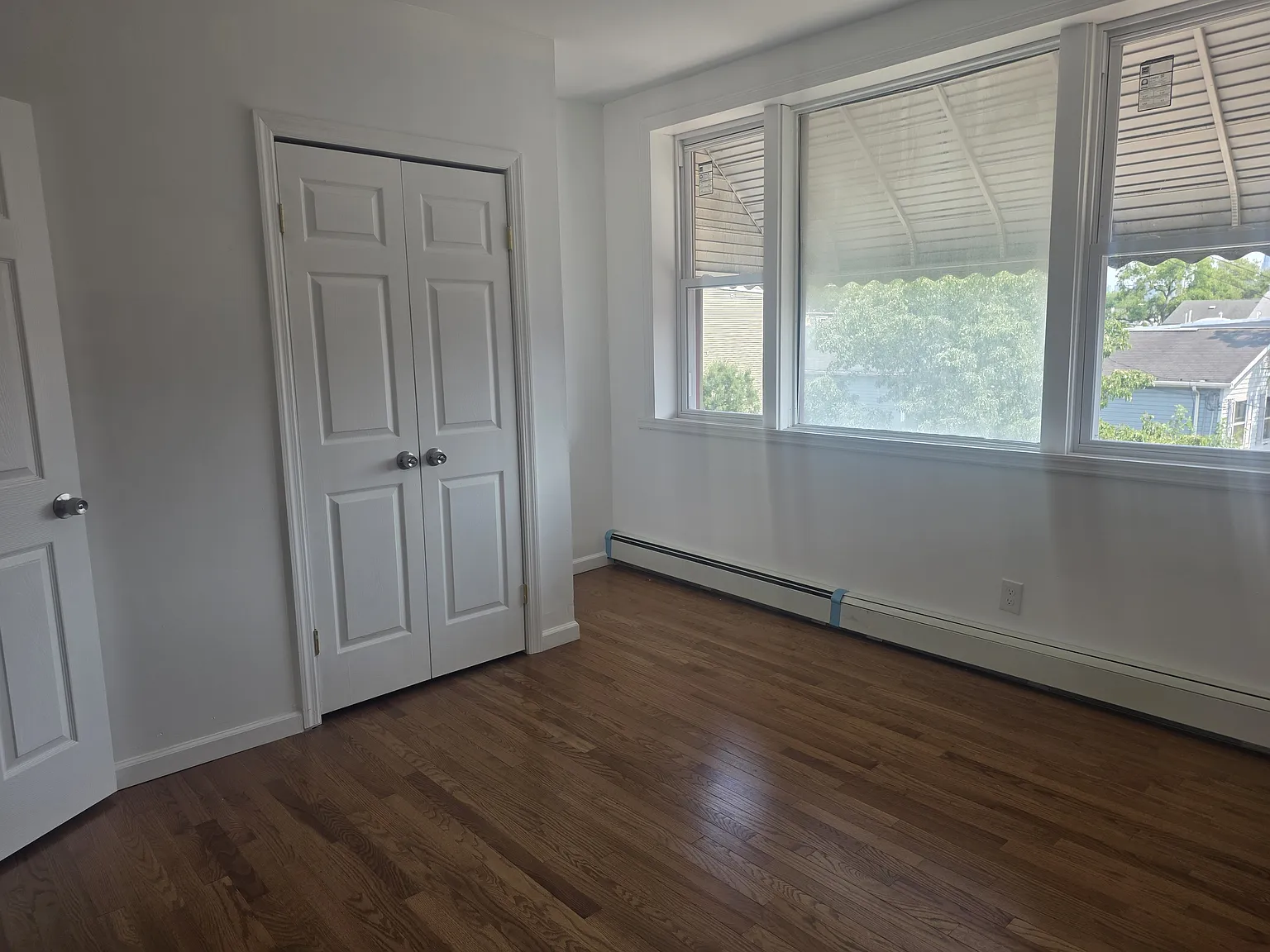 2 bed, 800 sqft, $2,300 — Photo 3