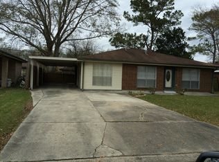 220 Fairmont Dr, Houma, LA 70360