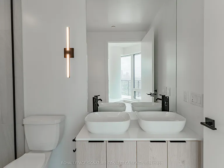 1185 Dupont St #1607 — Photo 20