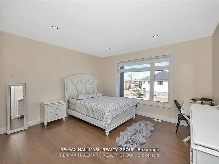 595 Shoreway Dr — Photo 35