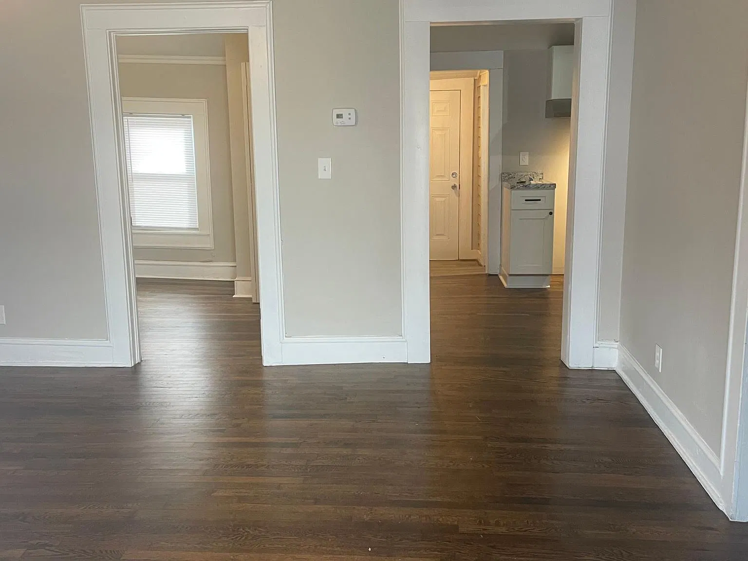 2 bed, 823 sqft, $1,395 — Photo 3