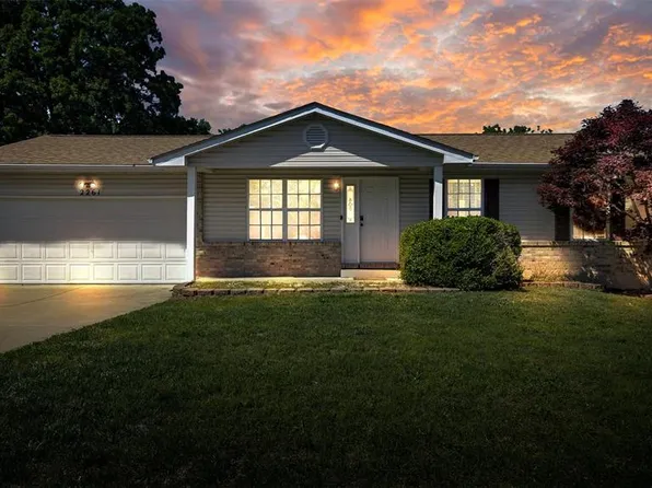 2261 Parkton Way, Barnhart, MO 63012