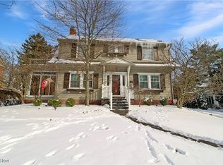 4833 Oak Knoll Dr, Youngstown, OH 44512