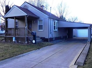627 E Hopocan Ave, Barberton, OH
