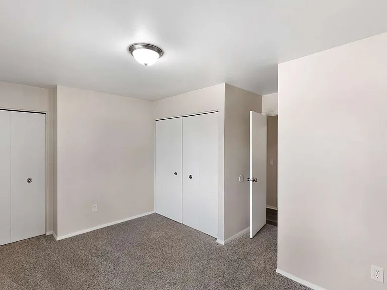 12513 Church St — Photo 39