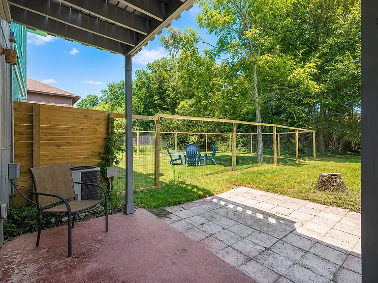 8124 Stonebrook Dr #1 — Photo 24