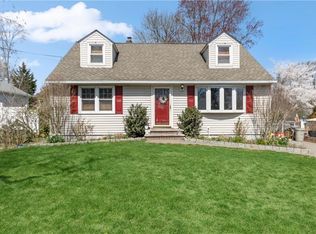 47 Iroquois Rd, Ossining, NY 10562