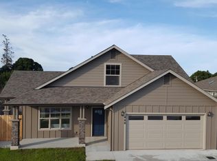 446 Kendall Ct, Fortuna, CA 95540