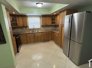 980B SW 80th Ave, Pompano Beach, FL 33068