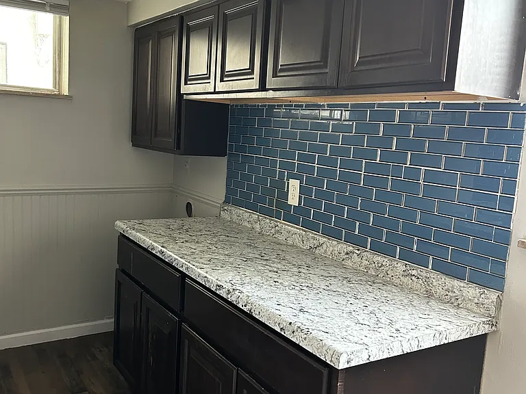 2611 W Wardcliffe Dr #A — Photo 2